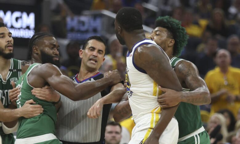 Los Celtics denuncian el doble rasero de los árbitros con Draymond Green