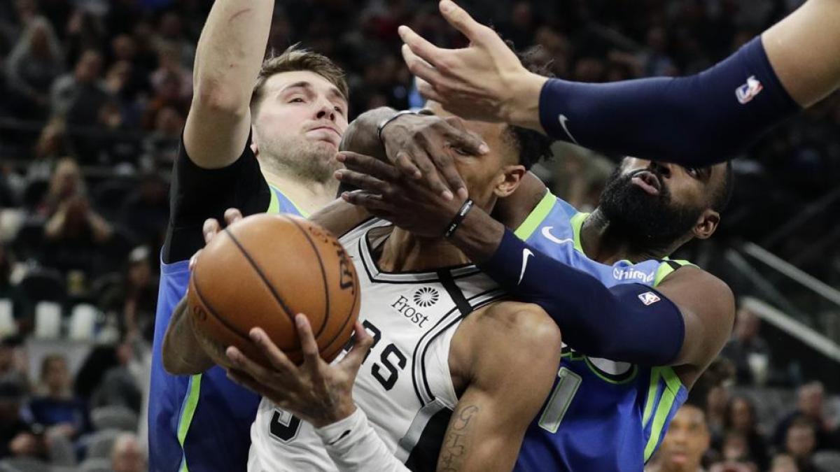 Los Spurs dispuestos a traspasar a Dejounte Murray a los Atlanta Hawks