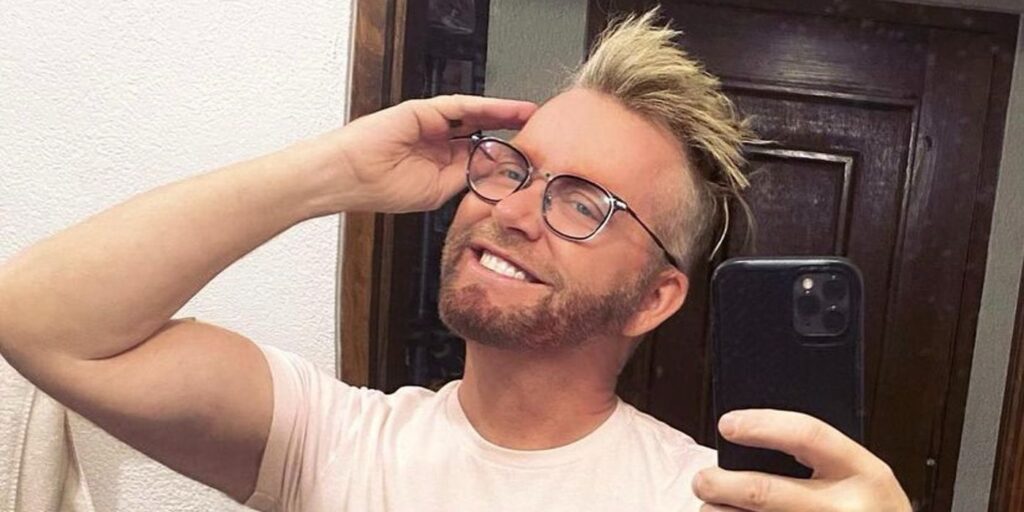 Los fanáticos de 90 Day Fiancé se maravillan con la apariencia juvenil de Kenny en su 60 cumpleaños