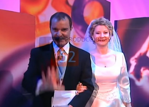 Mariñas y Karmele en una boda ficticia / Youtube