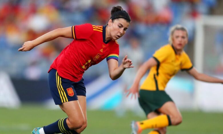 Lucía García destaca en la goleada de España