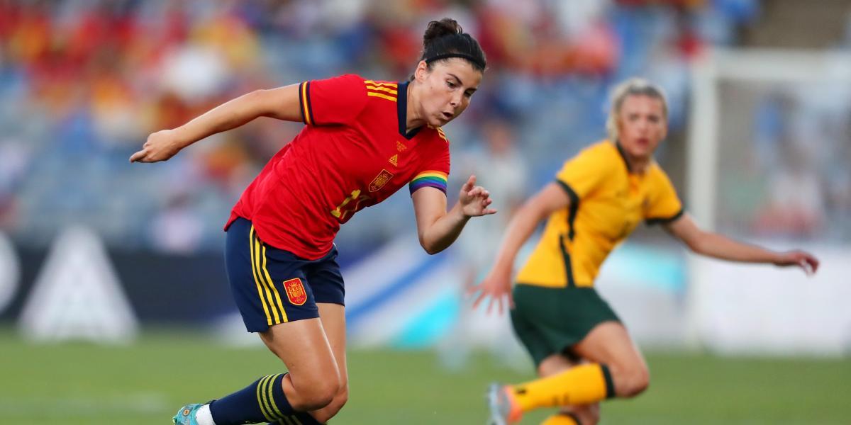 Lucía García destaca en la goleada de España