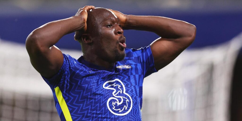 Lukaku ya está en Milán pasando revisión