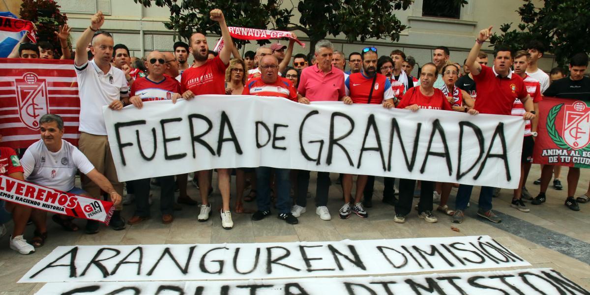 Manifestación contra los dueños del Granada