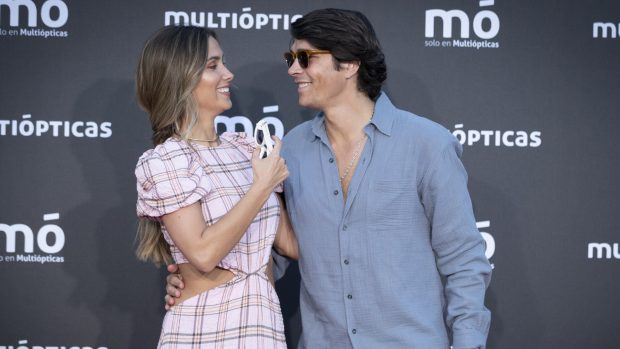 María Pombo y Pablo Castellano en un photocall / Gtres