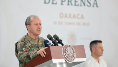 Marinos robaban uniformes para venderlos al narco: Semar