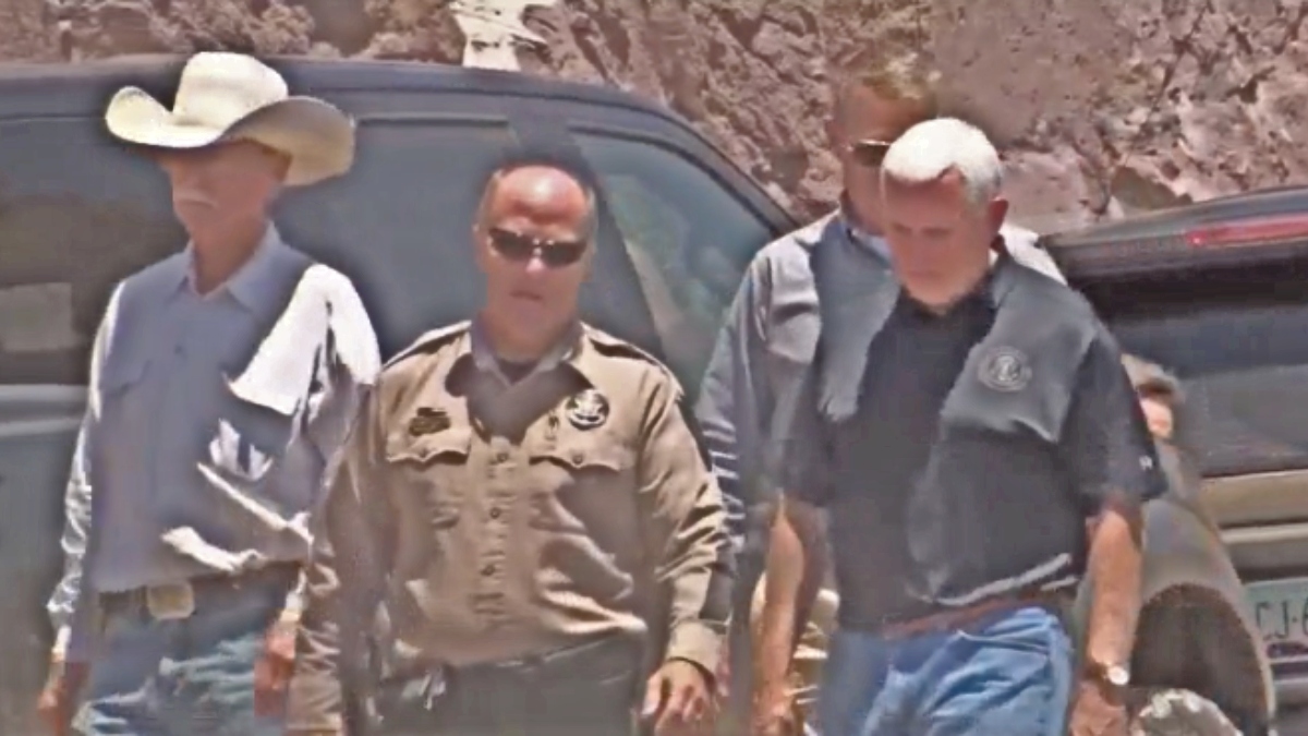 Mike Pence alerta sobre crisis en la frontera sur