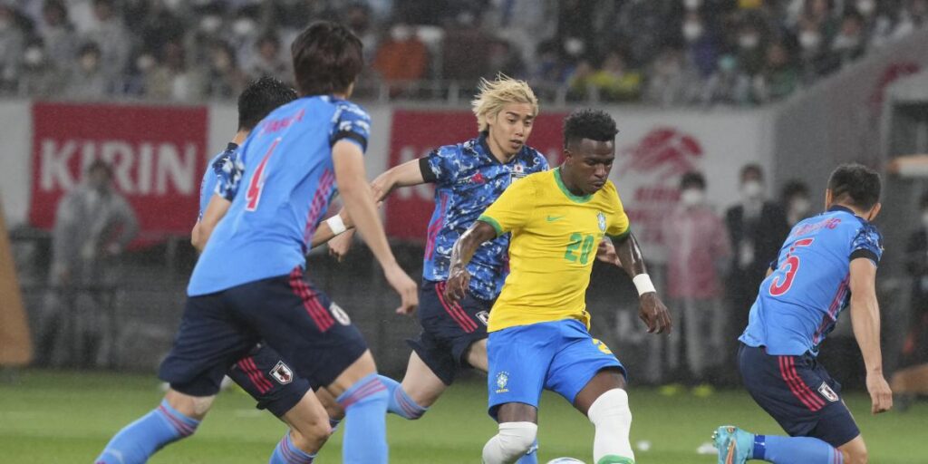 Militao completa el duelo ante Japón y Vini, sustituido con molestias