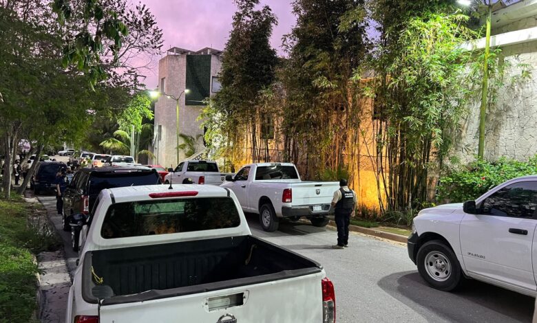 Ministeriales acuden a casa de 'Alito' Moreno en Campeche mientras él sostiene 'encerrona' con priistas en CDMX