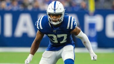 NFL: Cambia defensivo de Indianápolis tacleadas por sacerdocio | Tuit