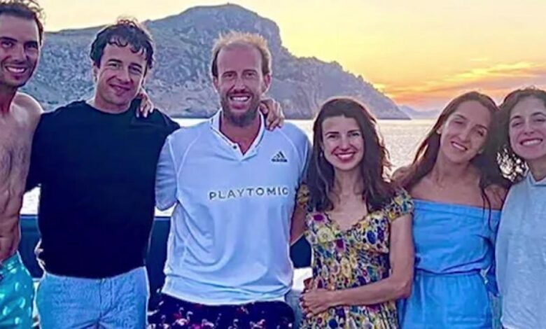 Nadal desconecta durante sus vacaciones a bordo de su yate de lujo