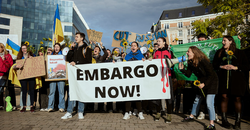 Nueva marca de activista apunta a la guerra de Ucrania y la crisis climática, juntos
