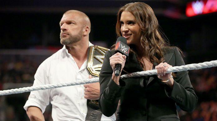 Nuevo informe de Stephanie McMahon contradice afirmaciones anteriores