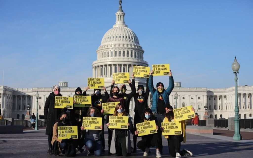 ONU y Amnistía Internacional lamentan resolución de Corte Suprema de EU sobre aborto: "solo lo hace más mortal"
