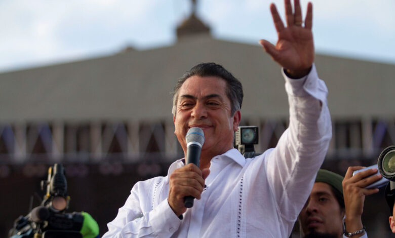 Otorgan prisión domiciliaria a 'El Bronco' por problemas de salud