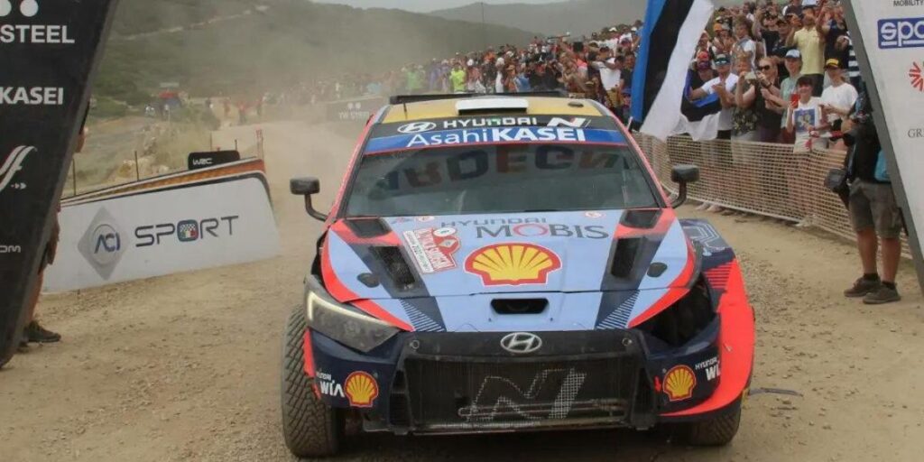 Ott Tänak logra su primer triunfo, Dani Sordo tercero