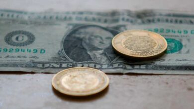 Peso mexicano cae por cuarto día consecutivo, de cara a la decisión de la Reserva Federal de EU