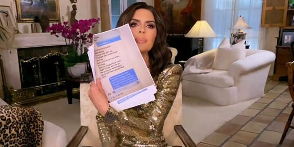 Por qué los verdaderos fanáticos de las amas de casa de Beverly Hills no pueden soportar a Lisa Rinna