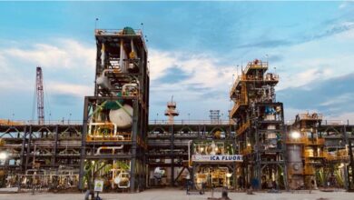 Refinería de Dos Bocas operará a su máxima capacidad hasta 2023, admite AMLO