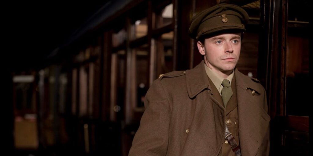 Revisión de la bendición: la película biográfica Siegfried Sassoon de Terence Davies se dispara y sorprende