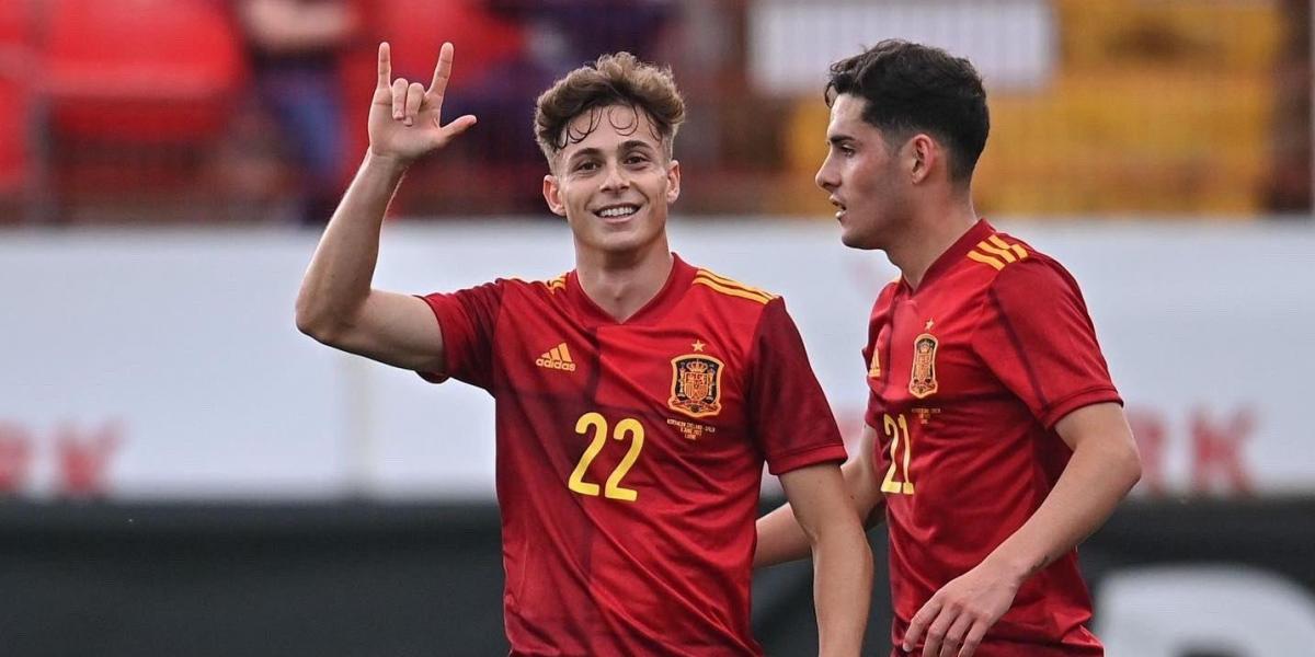 Riquelme y Sergio Camello brillan con la Sub-21