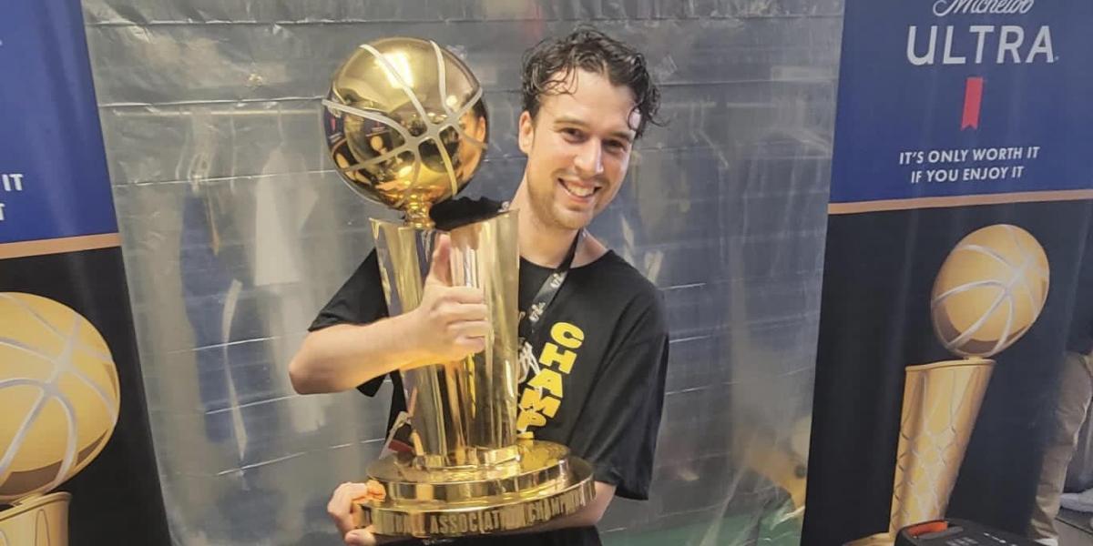 Robledillo, el 'scout' español que triunfa en los Warriors: "Curry te trata como uno más"