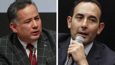 Santiago Nieto a Roberto Gil Zuarth: 'Te veré en los tribunales'; cruzan acusaciones en Twitter