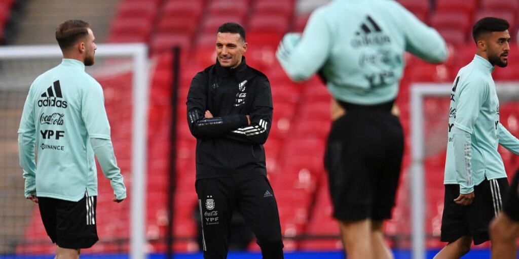 Scaloni: "El homenaje a Maradona nunca acabará"