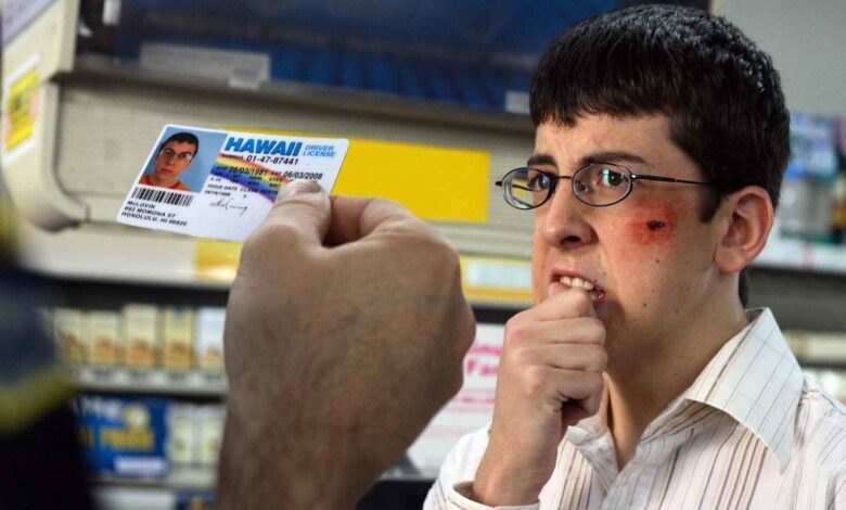 Seth Rogen celebra el cumpleaños de McLovin mientras los fanáticos ruegan por Superbad 2