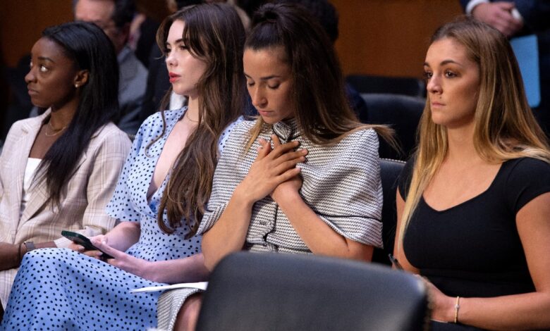 Simone Biles, Aly Raisman y más víctimas de Nassar demandarán al FBI