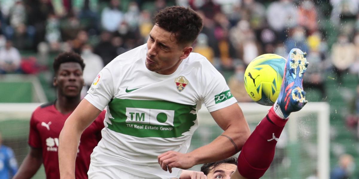 Sólo un fichaje, una renovación y una salida