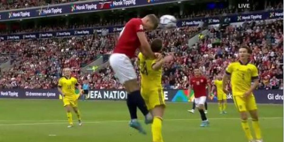 Sorloth gana la batalla a Isak