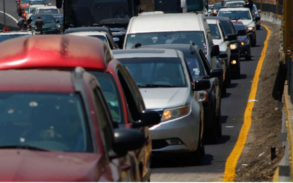 Suplantan identidad de la UNAM para estafa en compra de autos