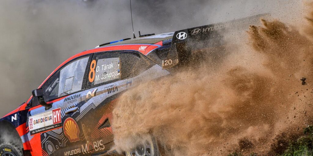 Tänak, nuevo líder en Cerdeña en una jornada con final polémico