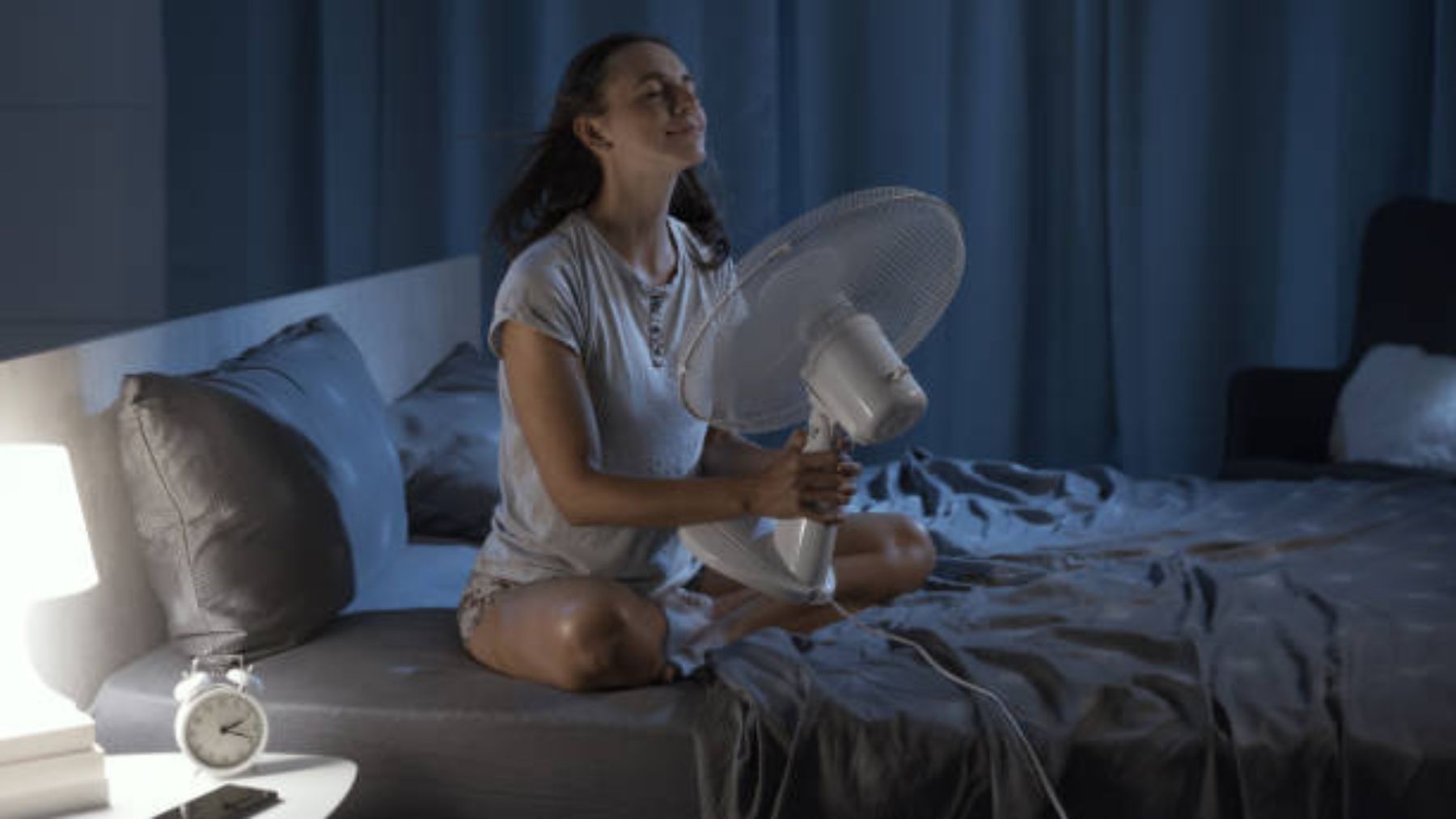 Te puede pasar esto si duermes en verano con el ventilador puesto