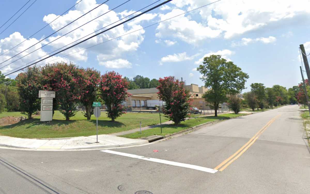 Tiroteo en iglesia de San Petersburgo deja saldo de un muerto