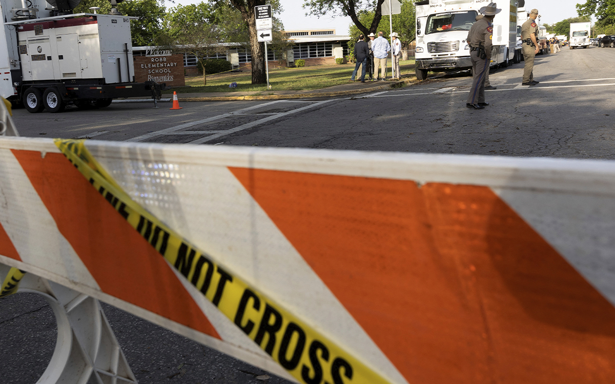 Hay un riesgo de más ataques radicales en comunidades migrantes de EU: DHS