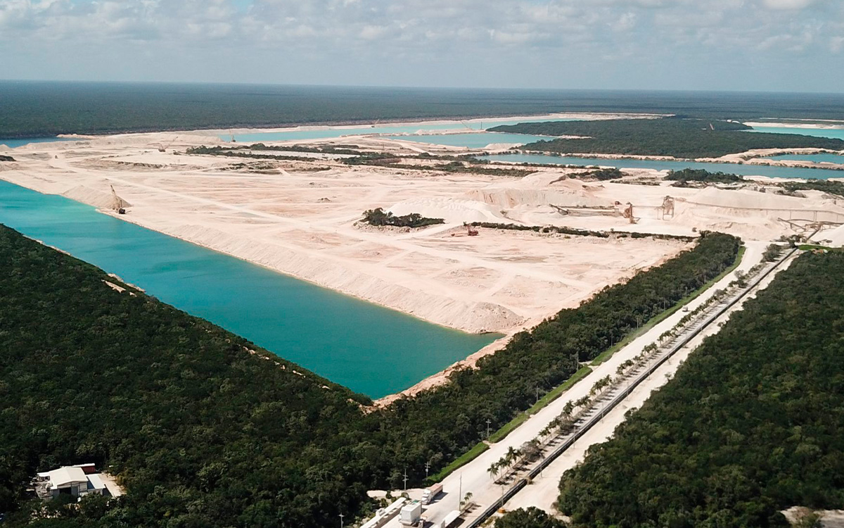 Tras amenaza de AMLO, Vulcan acusa “señalamientos falsos” en su contra