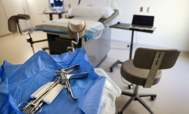 Tras fallo de la Corte, médicos de EU piden licencias en otros estados para seguir ofreciendo servicios de aborto