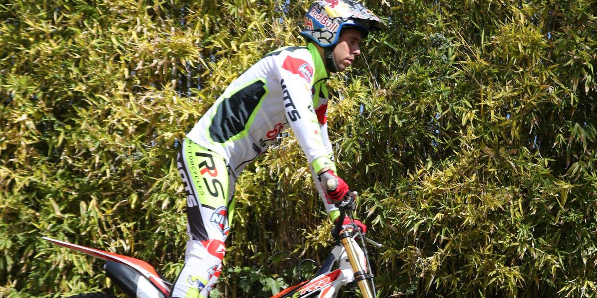 Tres fiascos de Toni Bou a última hora dan el triunfo a Adam Raga