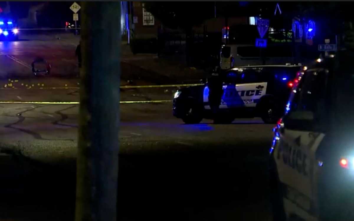 Tres muertos y 14 heridos por tiroteo en Chattanooga, Tennessee
