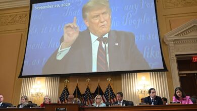 Trump ignoró repetidamente a los consejeros que le dijeron que la teoría del fraude electoral carecía de base