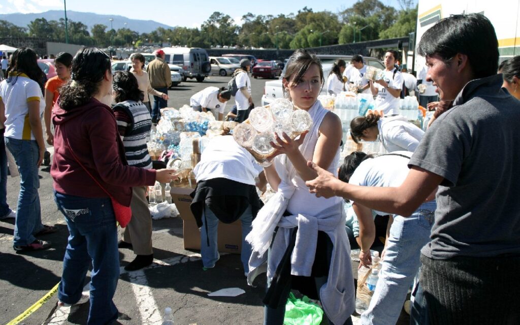 UNAM instala Centro de Acopio para apoyar a Oaxaca