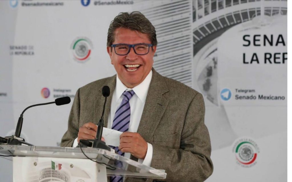 Un sinsentido, moratoria constitucional de la oposición: Monreal