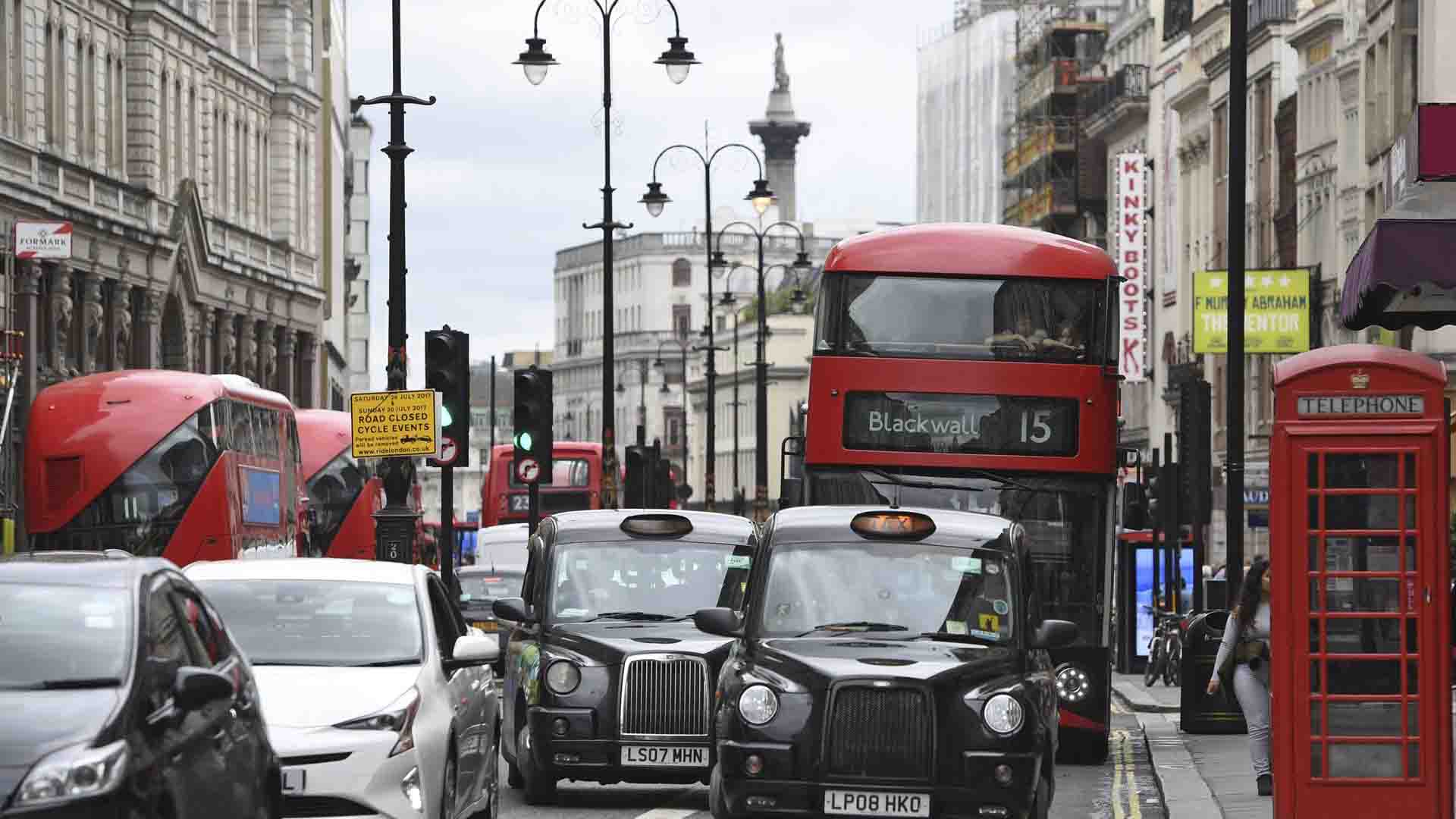 Unas 70 compañías inician prueba piloto de semana laboral de 4 días con el mismo salario