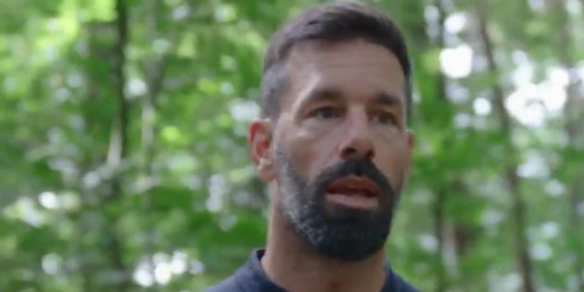 Van Nistelrooy insiste con De Jong: “Haremos todo lo posible”