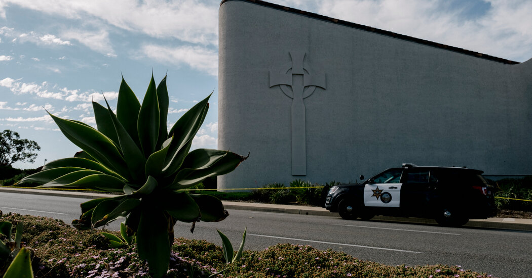 Viniendo de mundos separados en Taiwán, chocaron en la iglesia de California