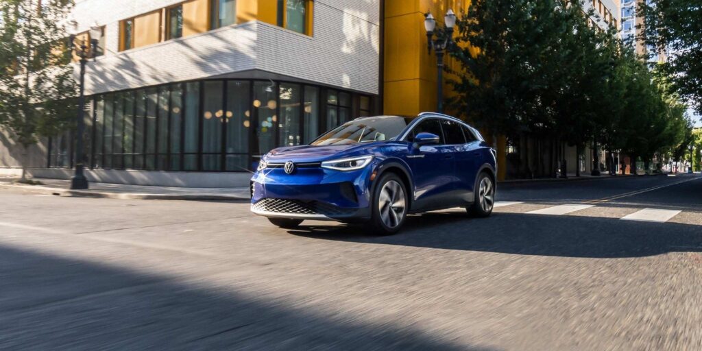 Volkswagen podría superar a Tesla como la mayor empresa de vehículos eléctricos en 2024