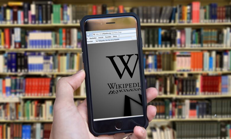 Wikipedia lucha contra la orden rusa de retirar la información sobre la guerra de Ucrania
