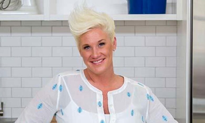 Worst Cooks Celebrity Edition: Anne Burrell's That's So 90's Recipes